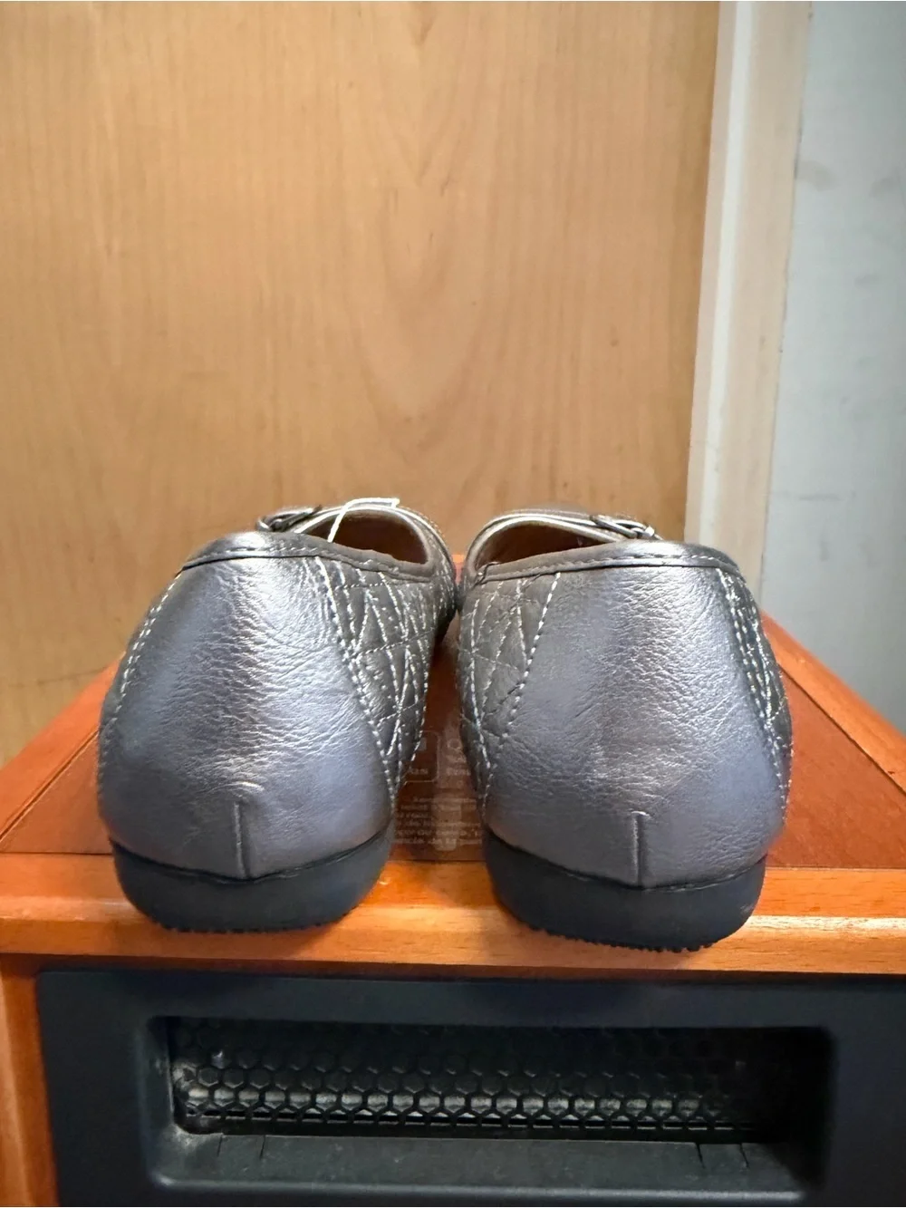 Croft & Barrow Ortholite Metallic Gray Ballet Flats - Comfort Shoes. Size: 10